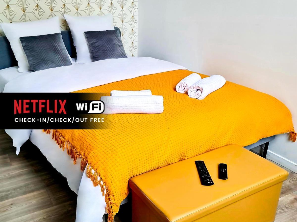 Ng Suitehome - Lille I Tourcoing Winoc - Appartement T2 - Netflix - Wifi - Cuisine - Parking Gratuit מראה חיצוני תמונה